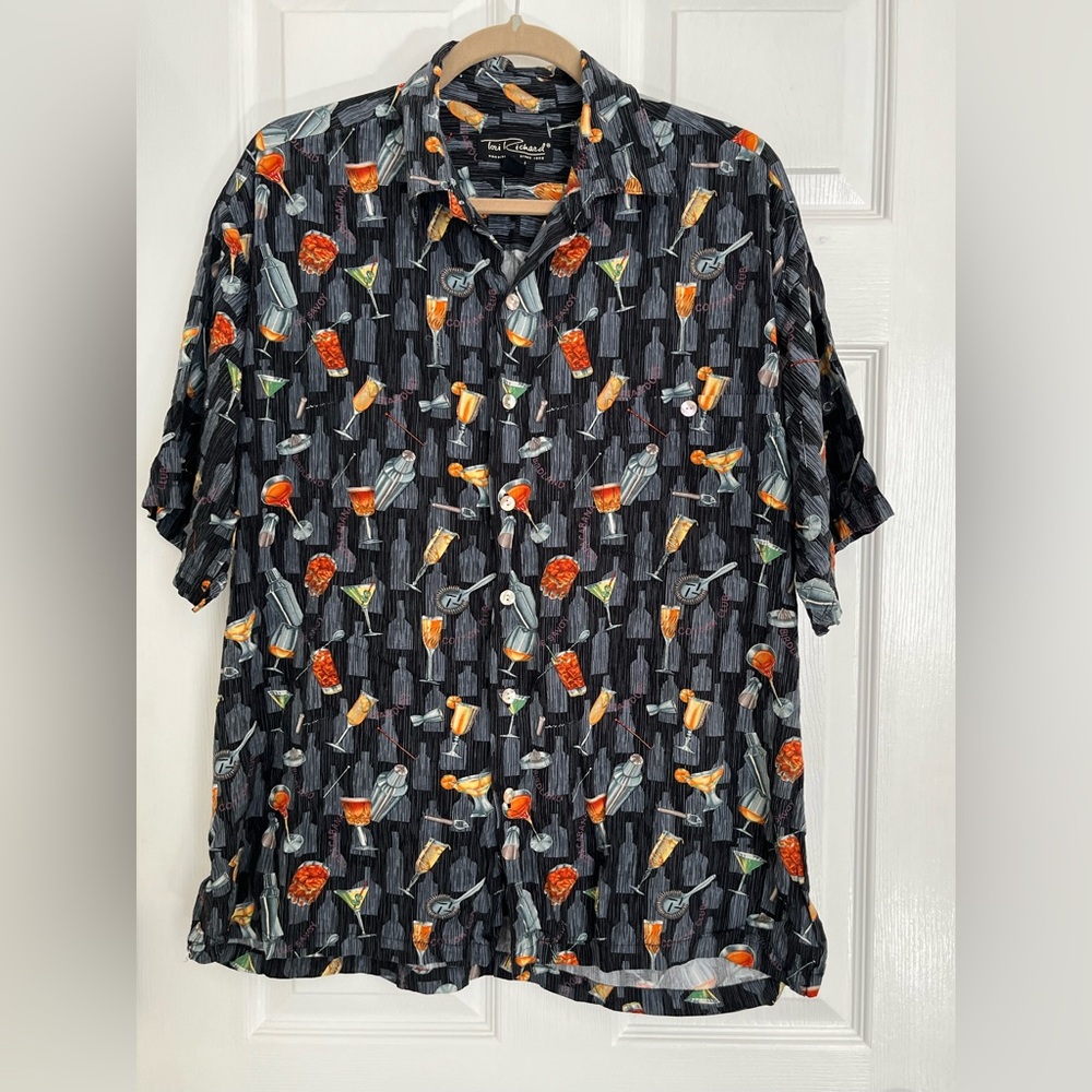 Tori Richard Hawaiian Shirt Mens L Bar Liquor Mixed Drinks Copacabana Alcohol